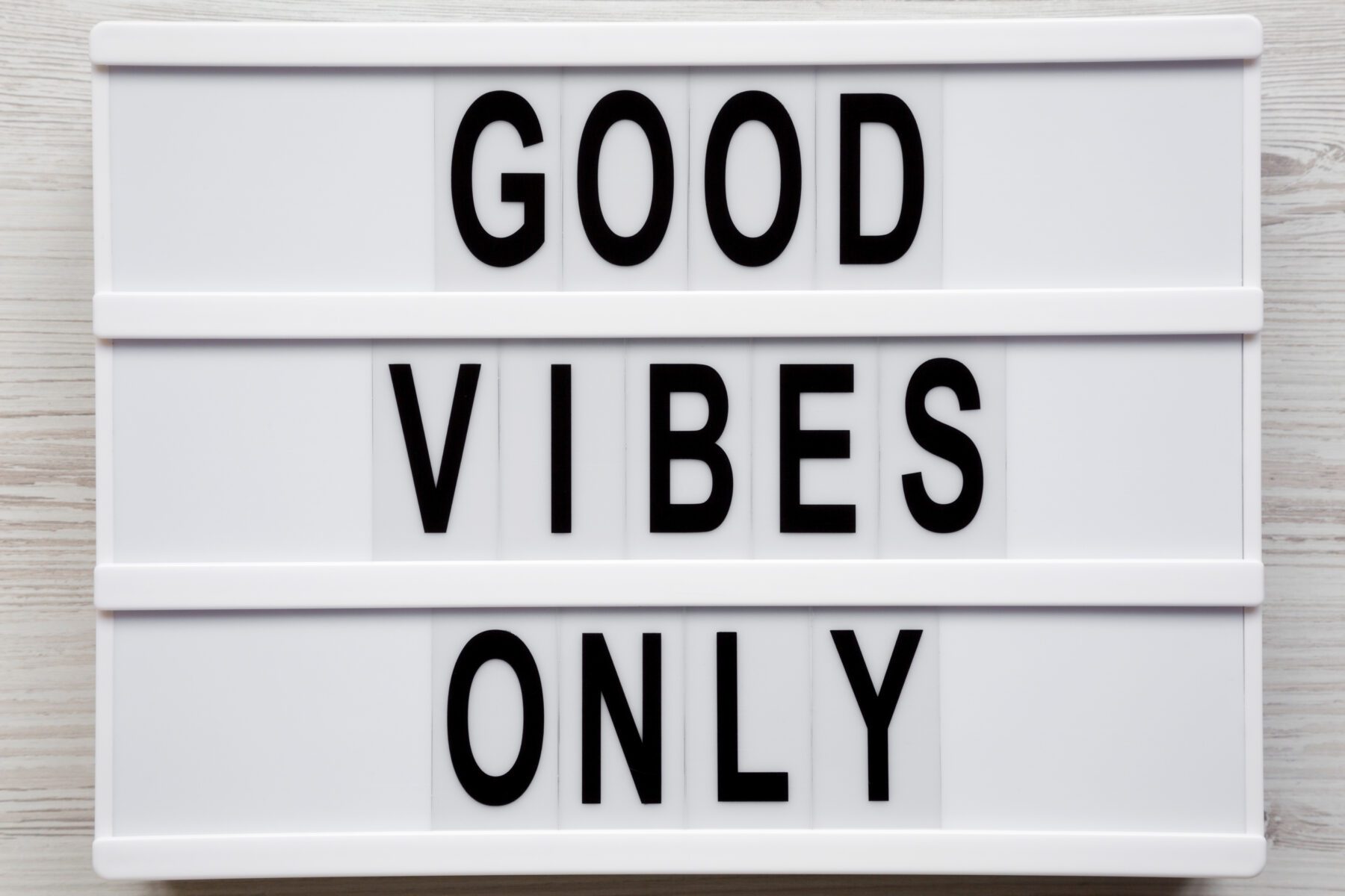 Only words. Good Vibes only. Good Vibes only картинка. Good Vibes only перевод. Good Vibes Palm.