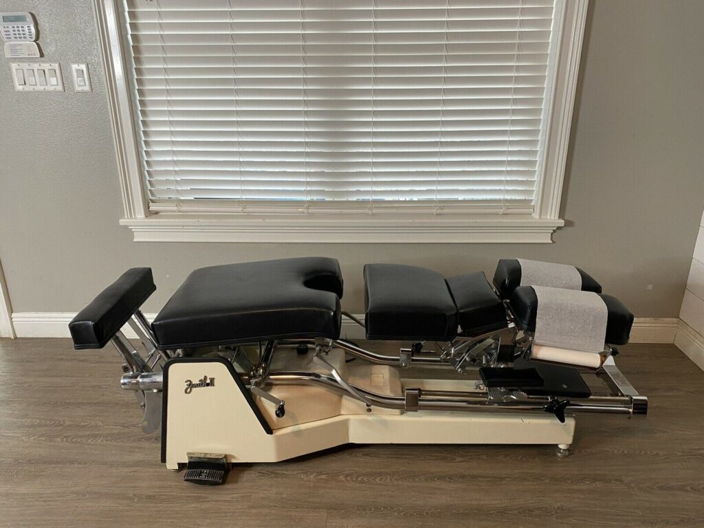 chiropractic table