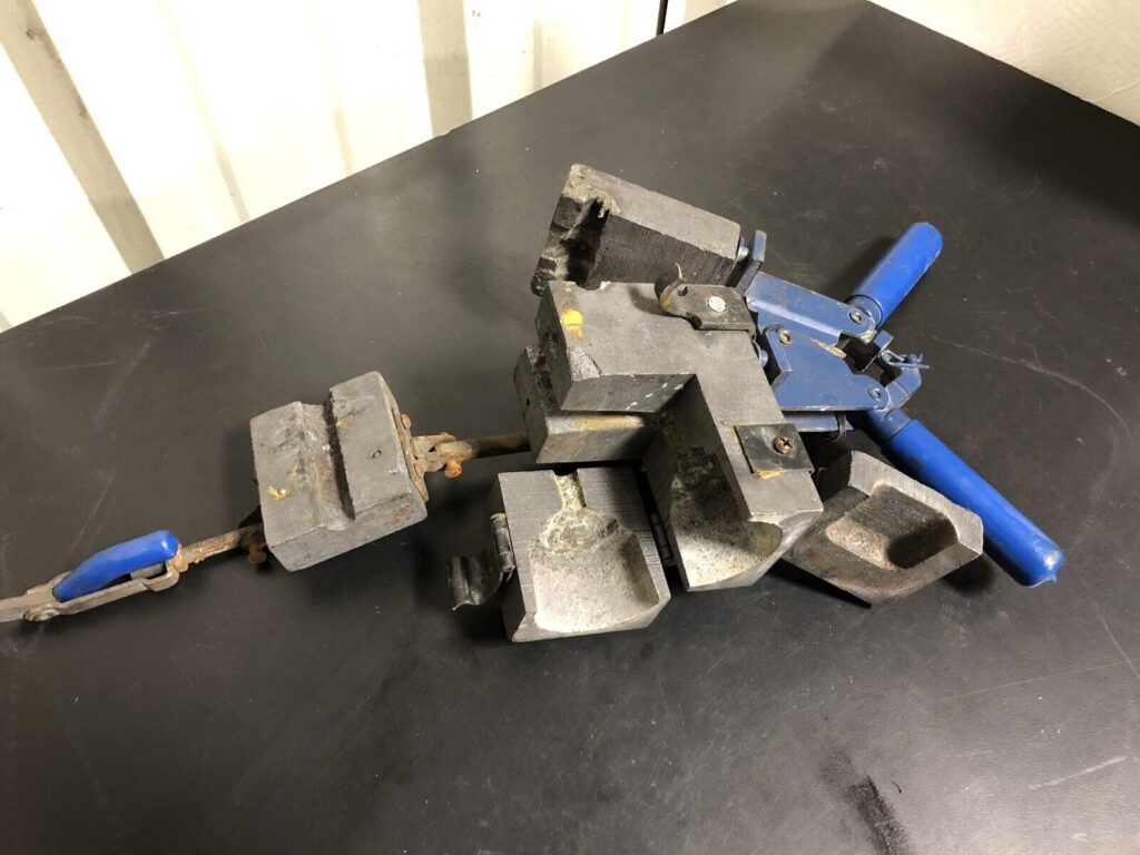 What We Flipped To Make $12K Last Week On eBay: the molding tool