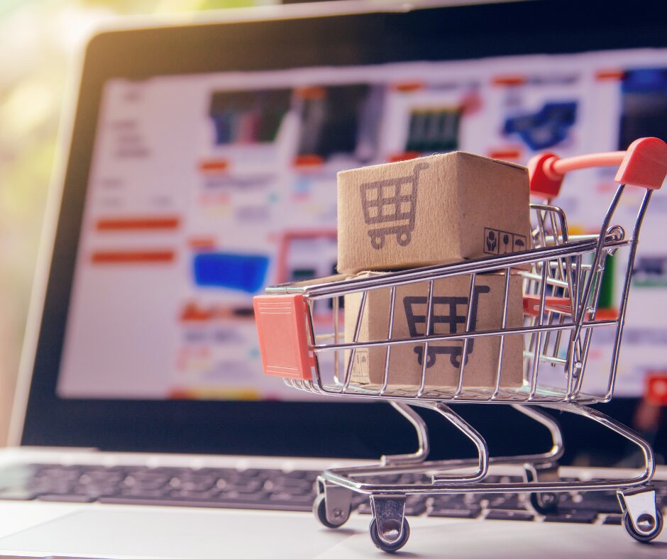 Facebook Marketplace vs. eBay: Pros, Cons, & Which Makes You More Money