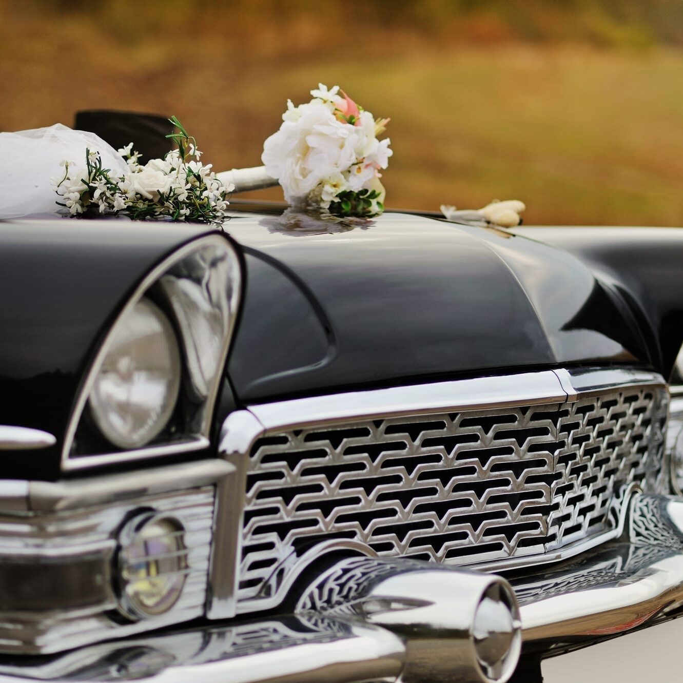 retro car decorated for wedding